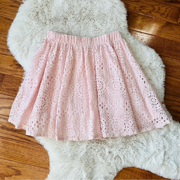 Everly lace skater skirt - Picture 1 of 5